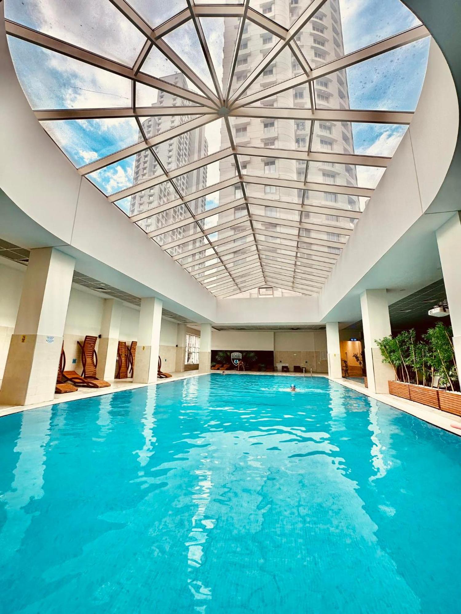 Luxury Condos On 18Th, 3Rd, 5Th Floor With Pool, Fitness, Parking Included Skopje Bagian luar foto